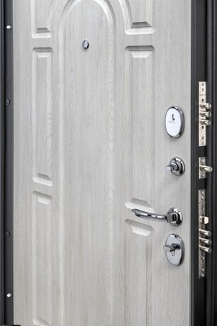 Дверь входная Porta S 55.55